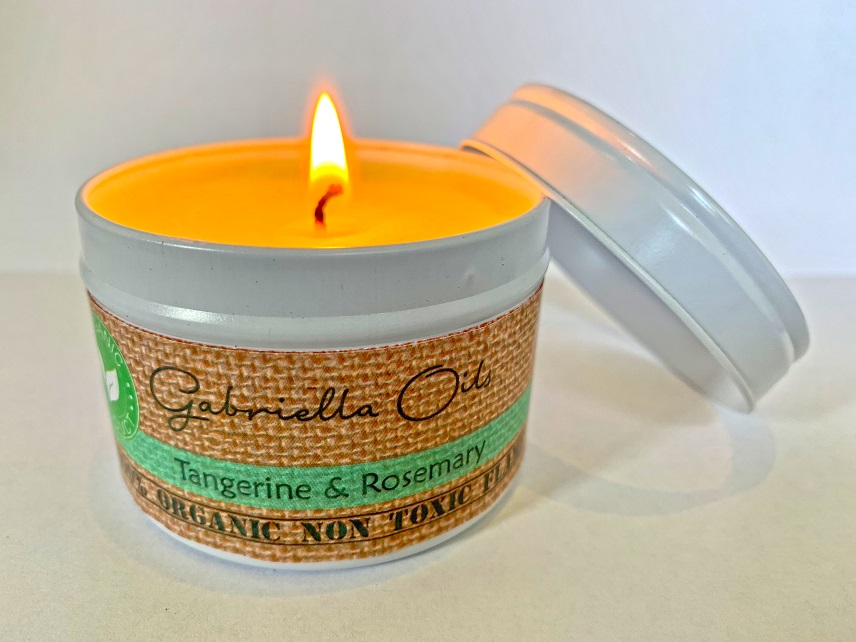 All natural coconut candle with tangerine and rosemary by Gabriella Oils